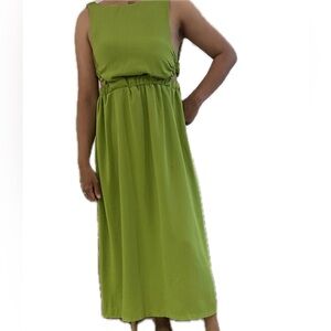 Green Maxi Dress Open Back size M EUC